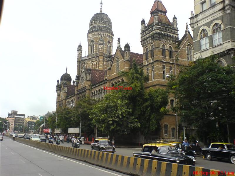 Old CST Building and Churchgate are not very far